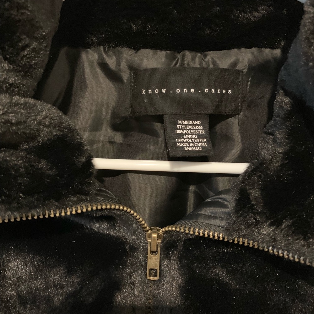Fur jacket - Picture 3 of 3